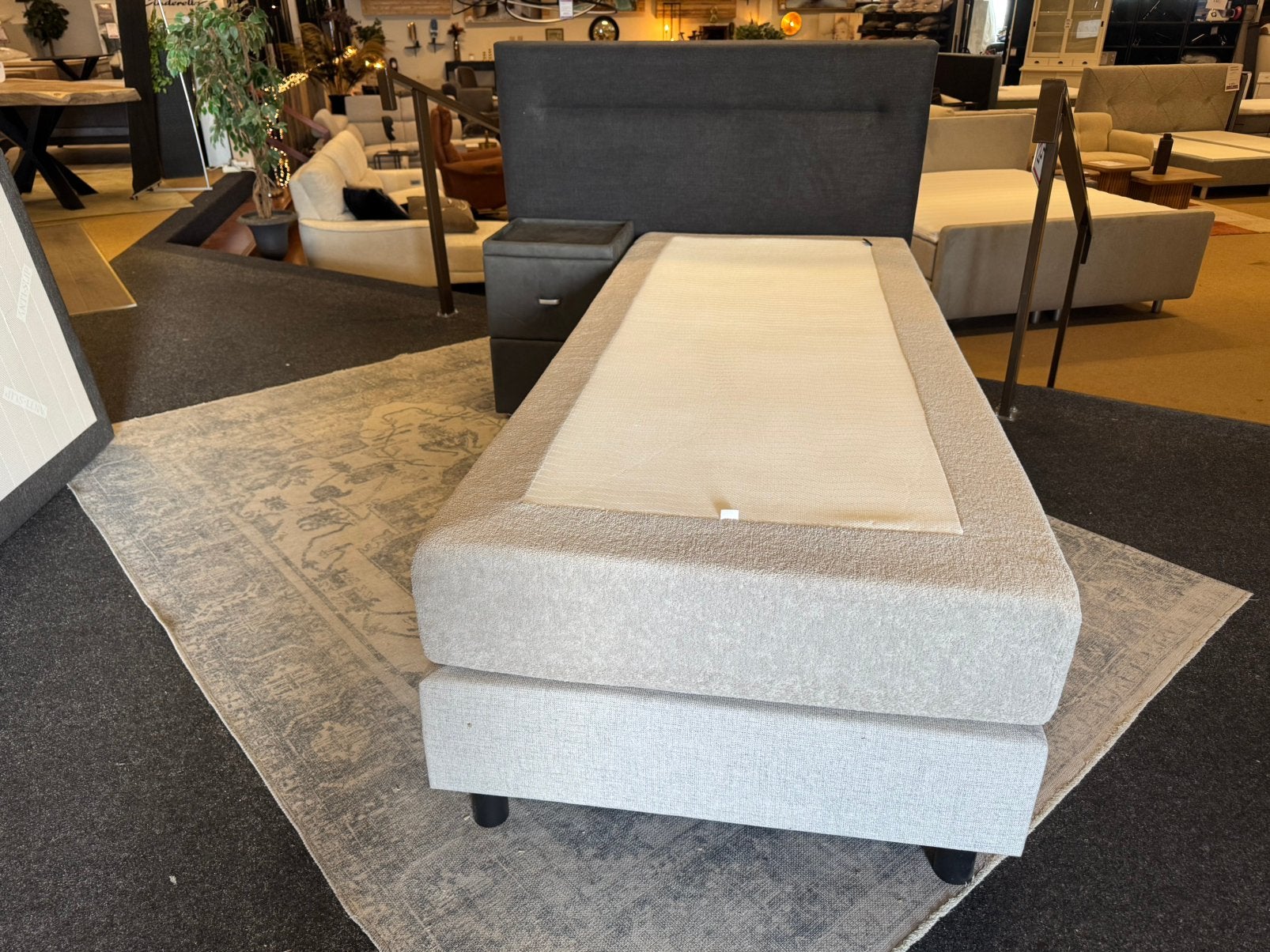 Boxspring 90x220cm XXL €149,- Direct/Leverbaar, Ophalen, 90 cm, Eenpersoons, Beige