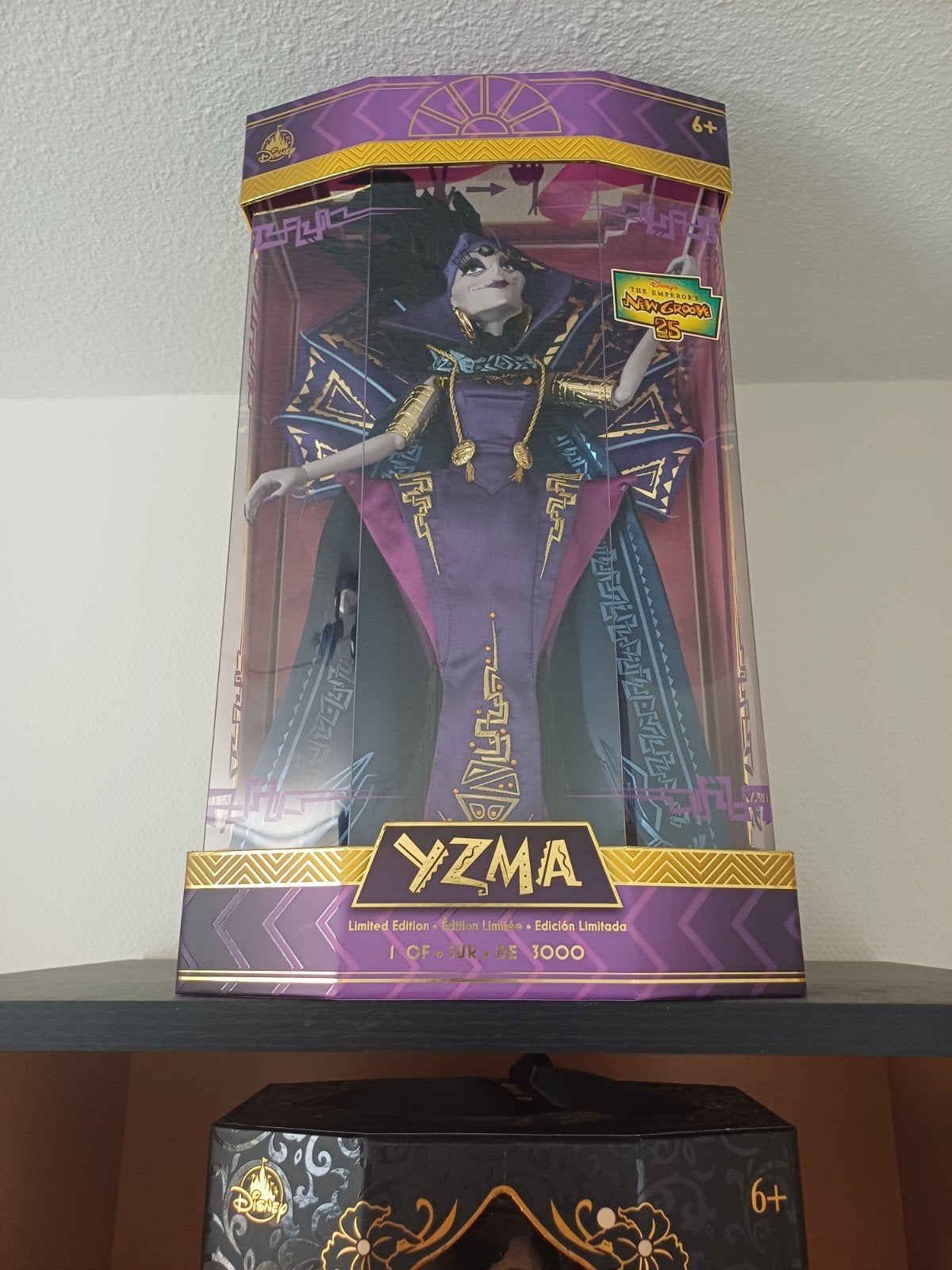Disney Limited Edition Doll Yzma, Ophalen of Verzenden, Nieuw, Barbie