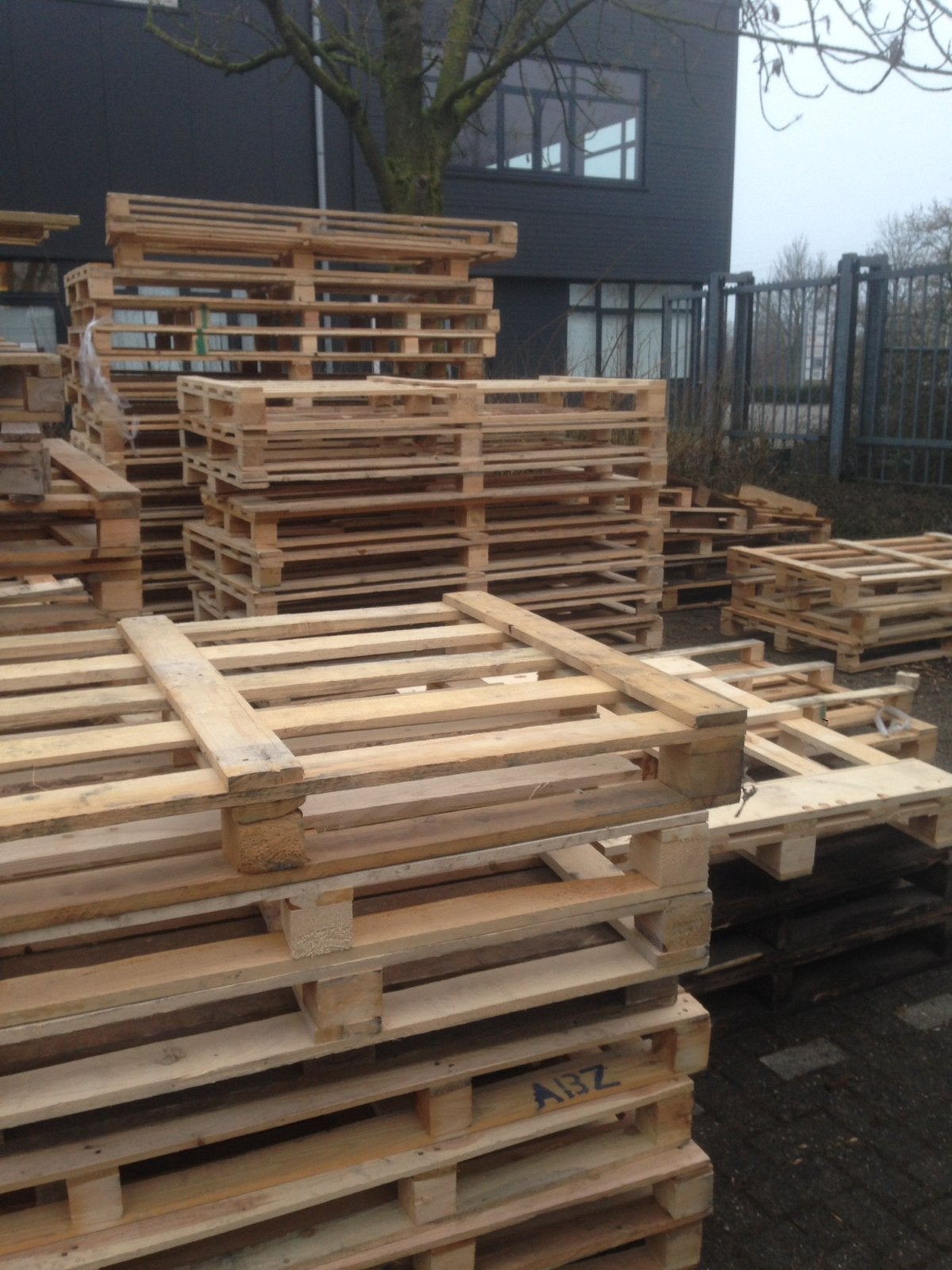 Gratis pallets en los hout, Minder dan 3 m³, Ophalen