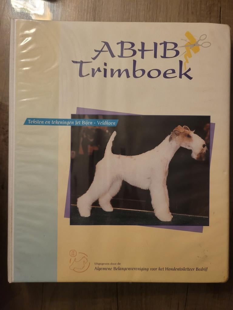 ABHB Trimboek, Boeken, Dieren en Huisdieren, Ophalen, Zo goed als nieuw, Honden, Jet Bijen - Veldhoen