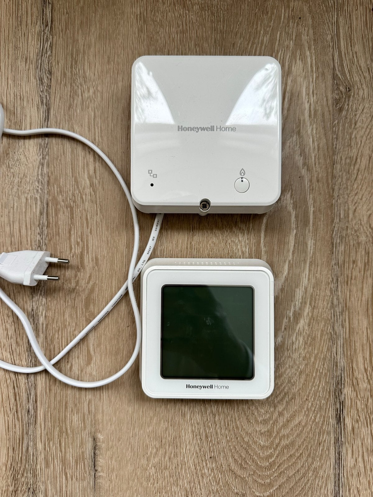 Honeywell Home Slimme Thermostaat Set, Ophalen of Verzenden, Slimme thermostaat, Zo goed als nieuw