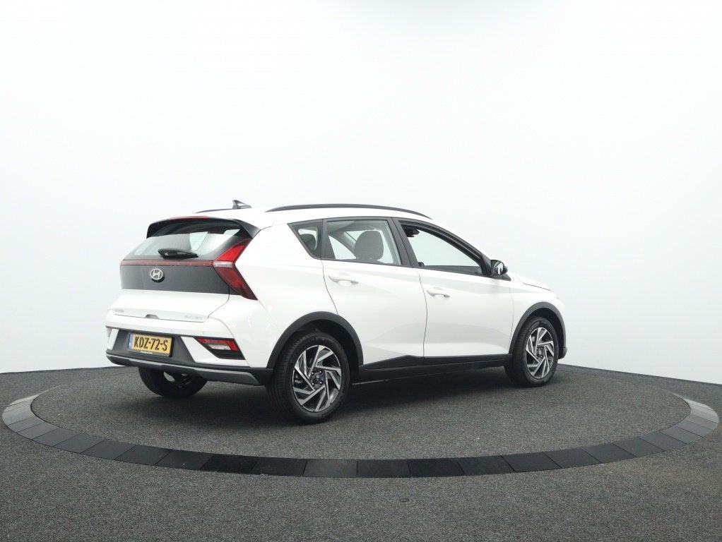 Hyundai Bayon 1.0 T-GDI Comfort | Navigatie | Camera | Cruis, Auto's, Gebruikt, Euro 6, Wit, Origineel Nederlands