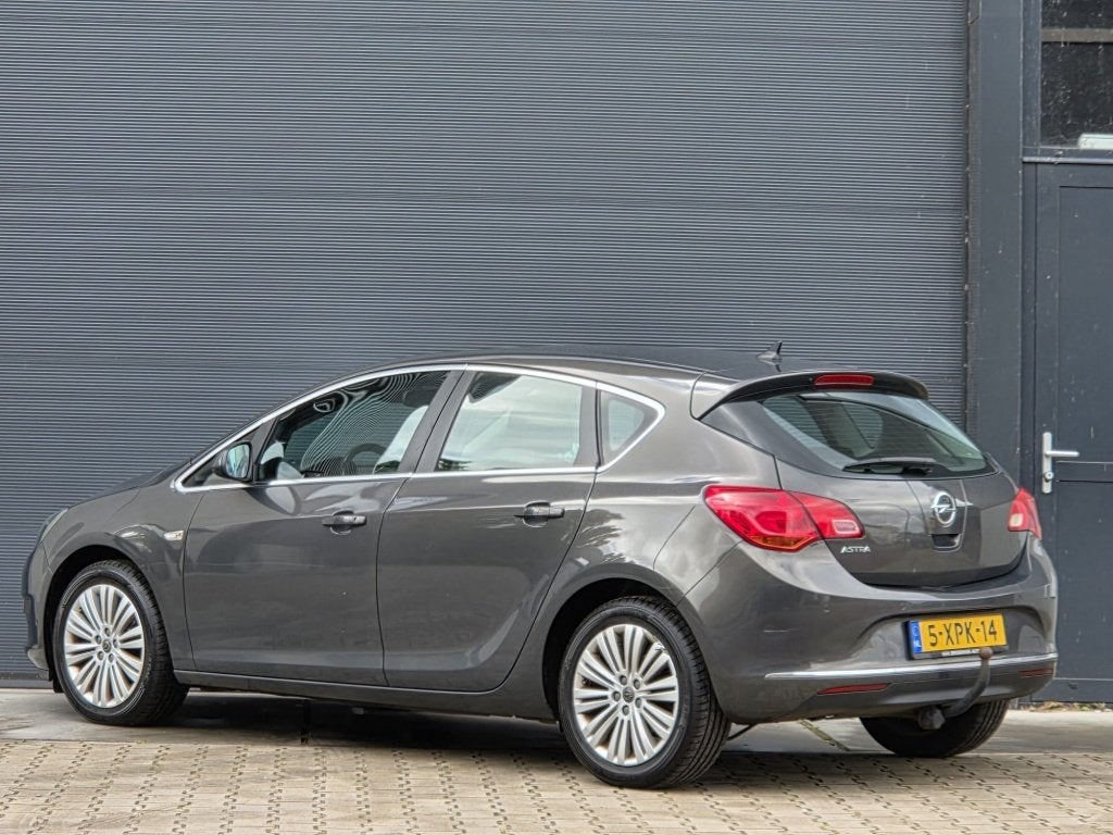 Opel Astra 1.4 Turbo Blitz NAP A/Z OH BJ 2014 (bj 2014), Euro 5, Verwarmde buitenspiegels, Gebruikt, 680 kg