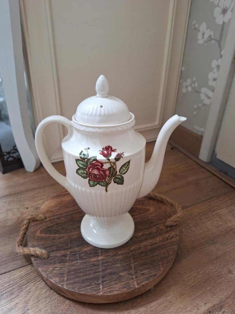 Wedgwood 'Wild Strawberry' theepot, Ophalen of Verzenden