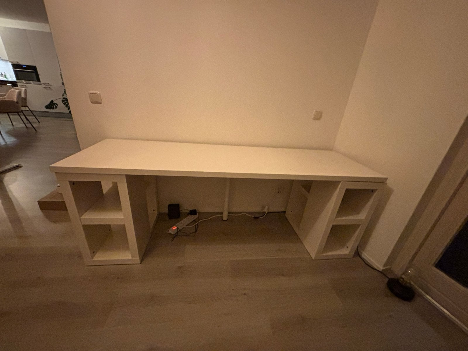 Ikea bureau - Gratis!, Ophalen, Opbergruimte, Gebruikt, Spaanplaat of MDF