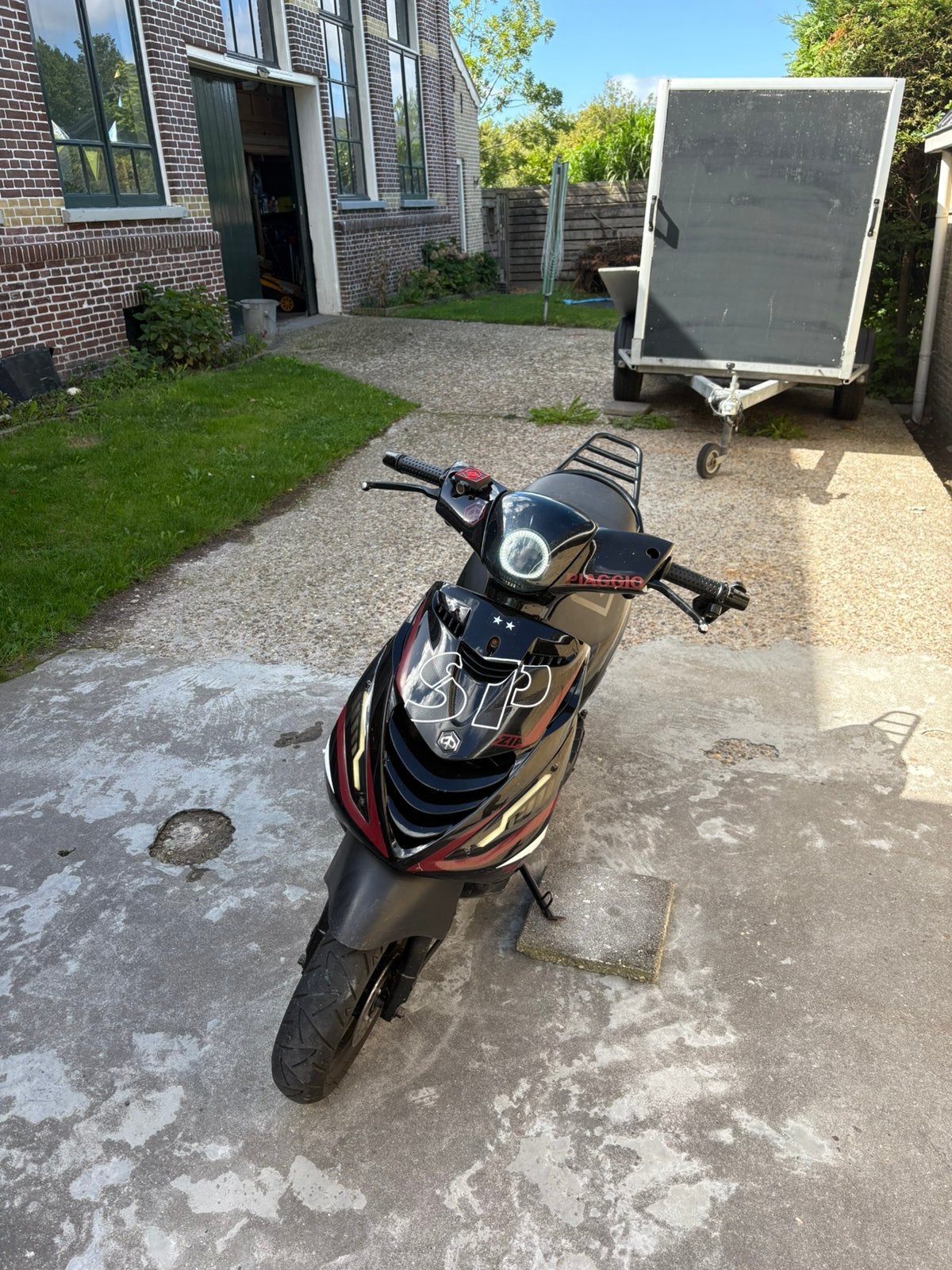 Piaggio zip 125cc, Fietsen en Brommers, Ophalen, Gebruikt, Maximaal 45 km/u, Zip