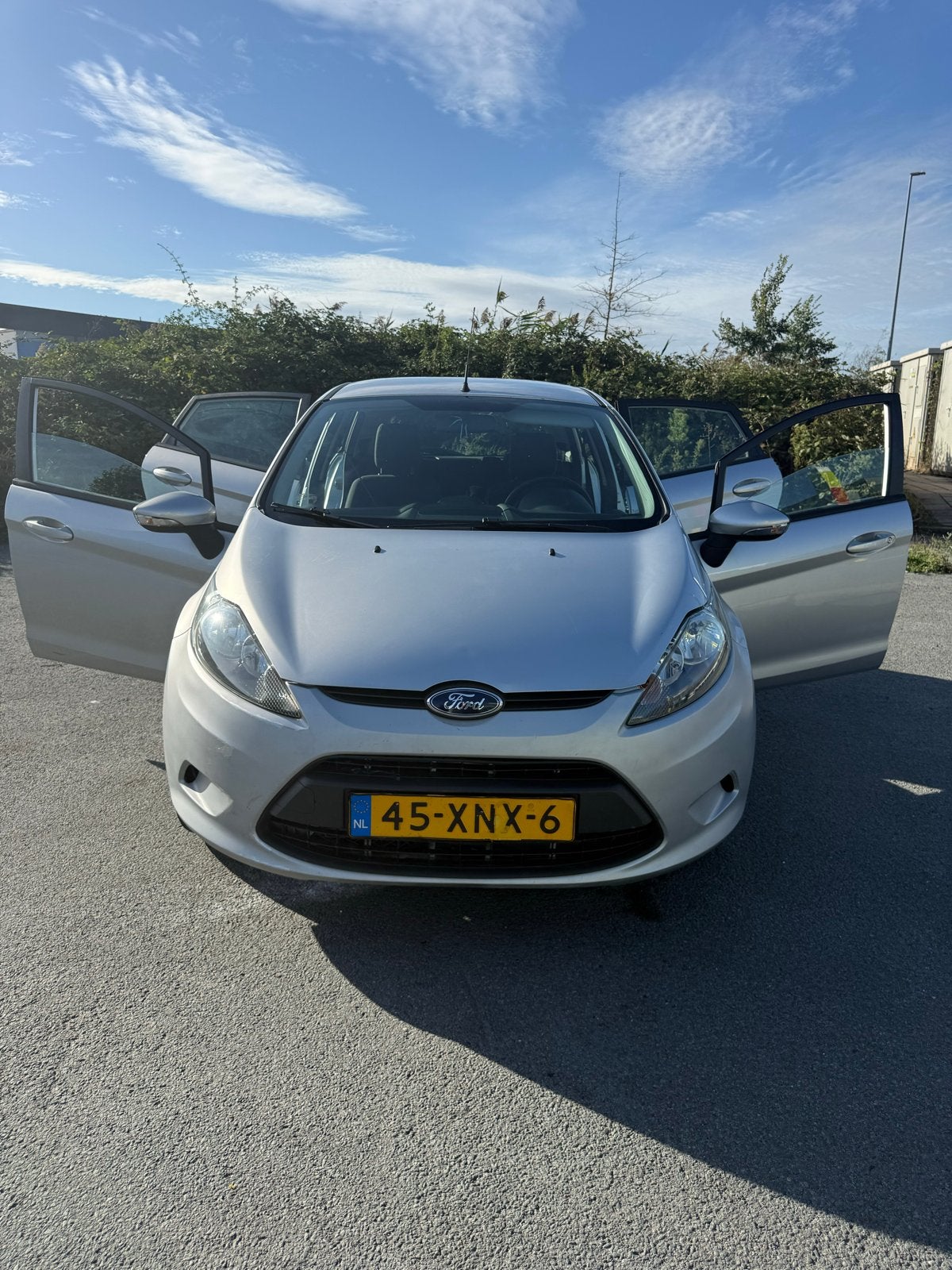 Foto 3 van Ford Fiësta 1.25 44KW 5DR 2012 Grijs