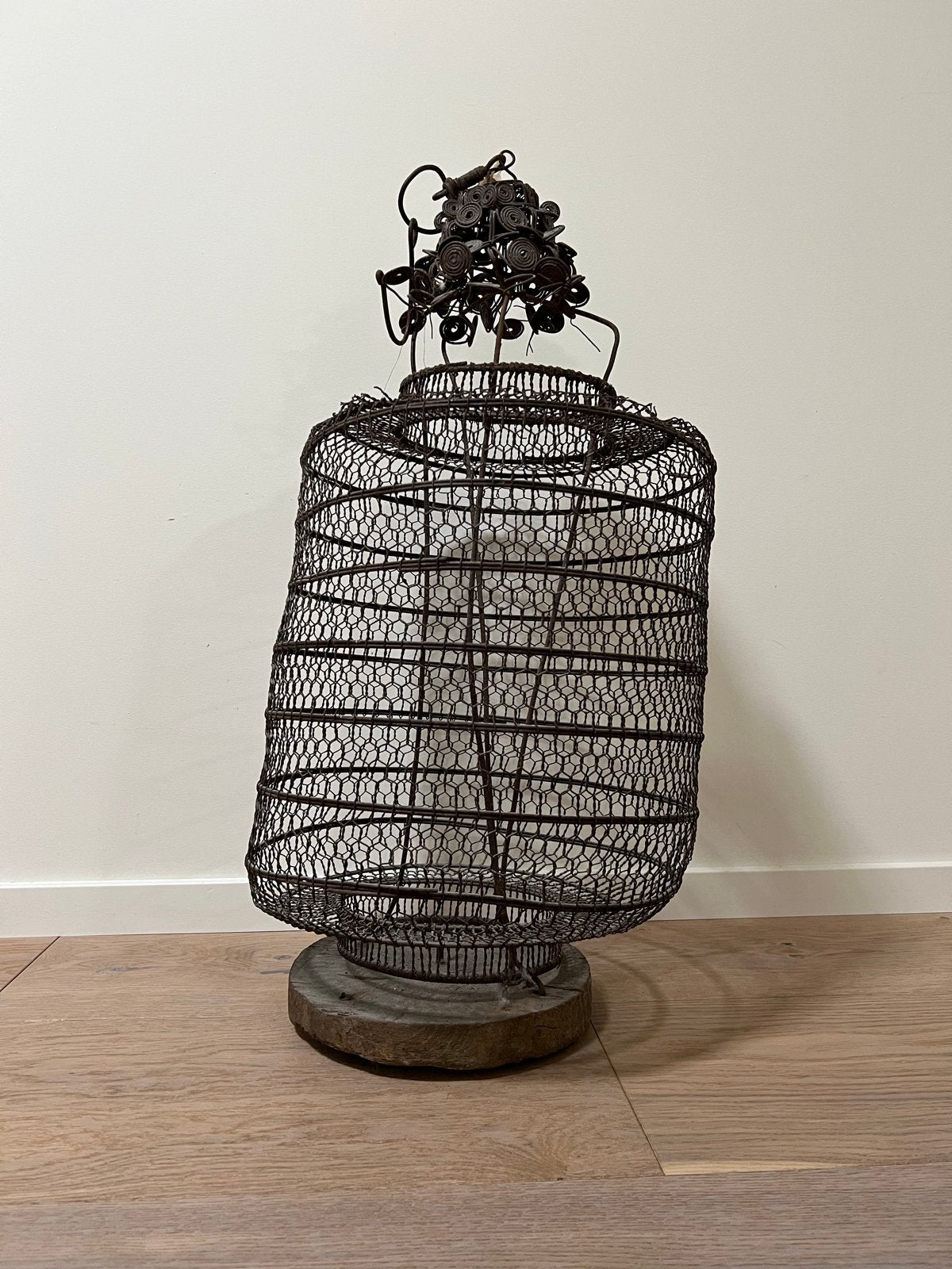 Unieke hanglamp/vloerlamp van metaal en hout - 95 cm hoog, Ophalen of Verzenden, Gebruikt