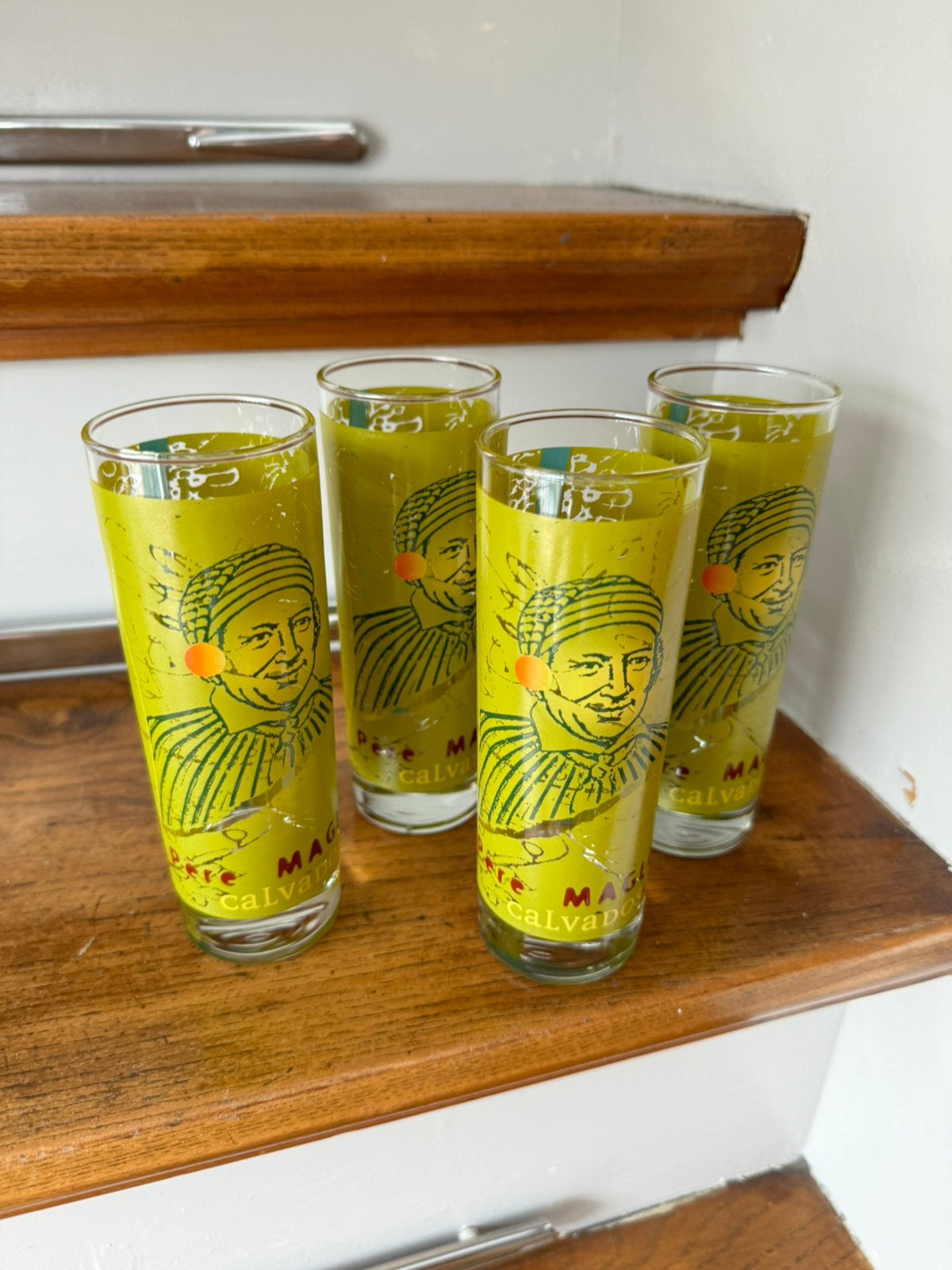 4x Père Magloire Calvados glas, Verzamelen, Ophalen of Verzenden, Zo goed als nieuw, Borrel- of Shotglas