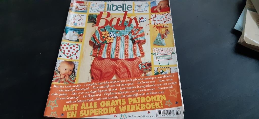 Libelle Baby nr 3 jaargang 5/94 de mooiste vintage Babymode, Hobby en Vrije tijd, Kledingpatronen, Zo goed als nieuw, Overige typen