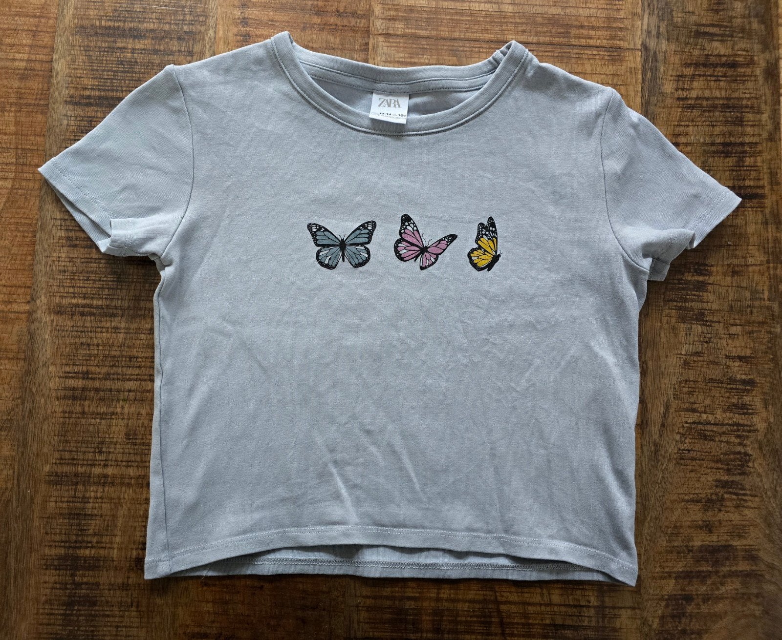 Zara T-shirt met vlinderprint - Maat 164, Kinderen en Baby's, Kinderkleding | Maat 164, Meisje, Ophalen of Verzenden, Zo goed als nieuw