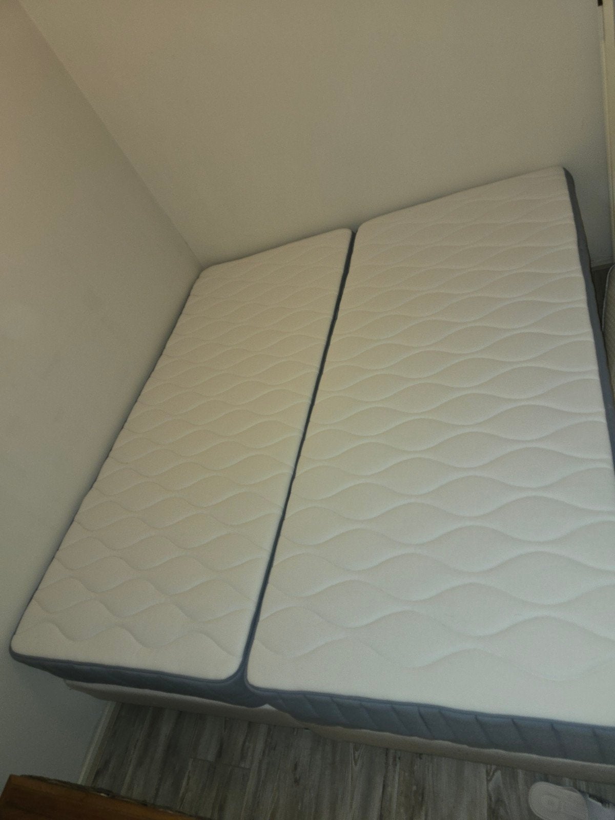 1persoonsbed IKEA 90x200 zgan, Ophalen, 90 cm, Eenpersoons, Zo goed als nieuw