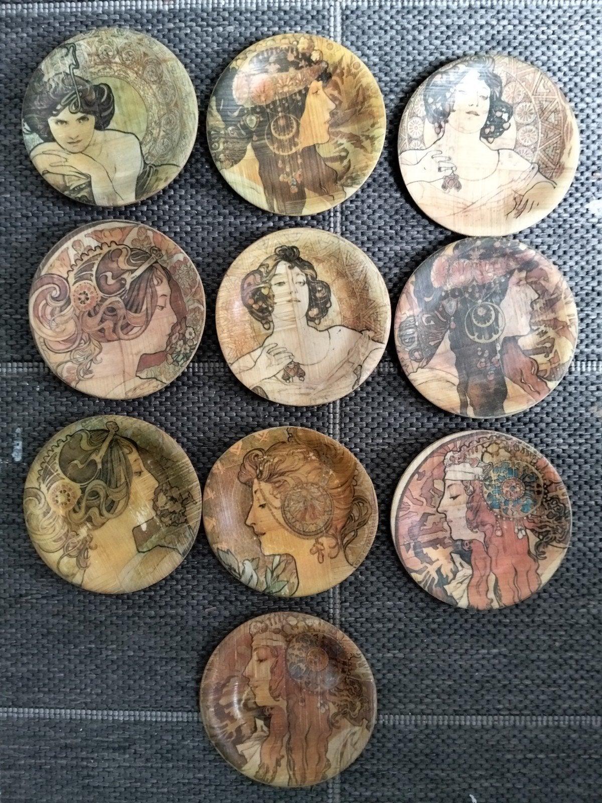 Bamboe Art Nouveau Onderzetters - 11 cm diameter, Gebruikt, Glasonderzetter, Meerkleurig, Ophalen of Verzenden
