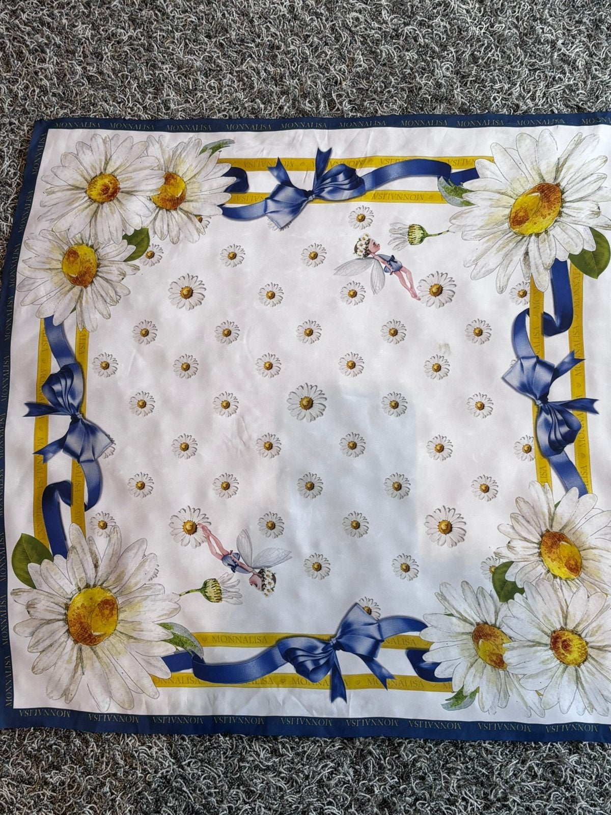 Monnalisa sjaal 60x60, Kinderen en Baby's, Kindermode-accessoires, Ophalen of Verzenden, Zo goed als nieuw, Overige typen, Blauw