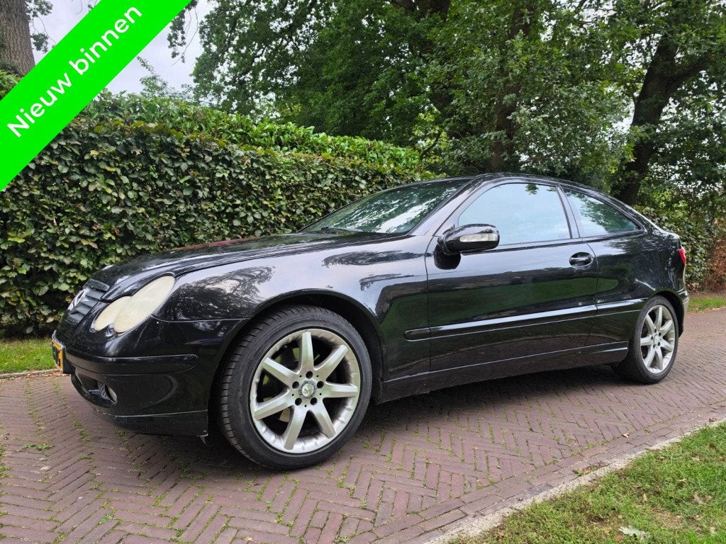 Mercedes-Benz C-Klasse Sportcoupe 230 K. (bj 2002), Auto's, Automaat, Gebruikt, 4 cilinders, 4 stoelen
