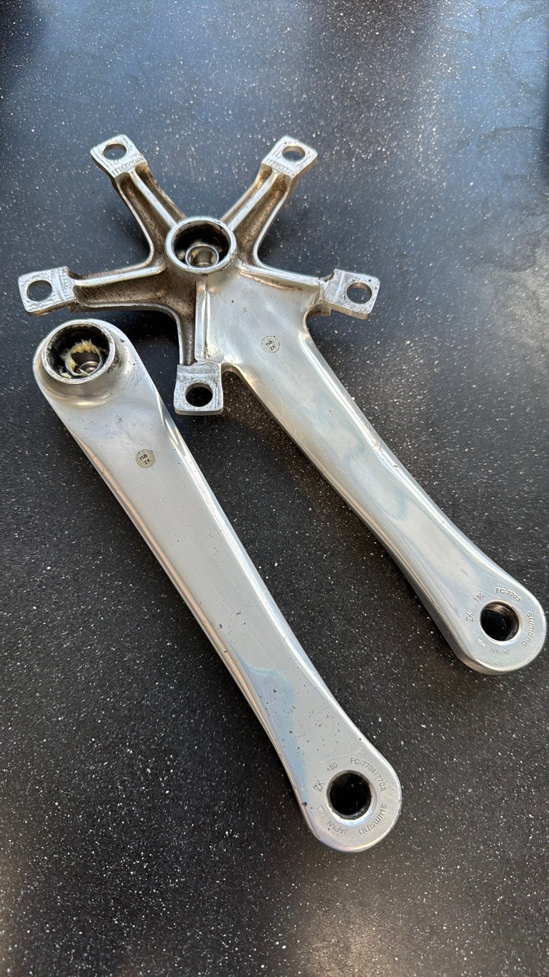 Dura ace FC- 7703 en 7701/7703 cranckstel, Ophalen