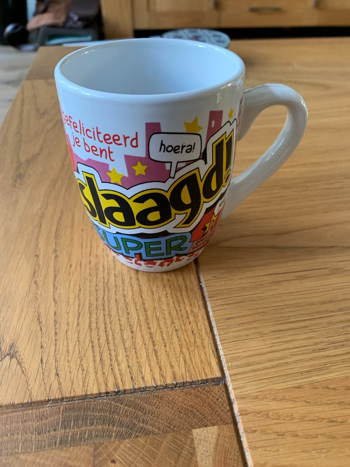 Mok 'Hoera geslaagd!' - Perfect cadeau voor afgestudeerden, Ophalen of Verzenden, Gebruikt, Keramiek, Mok