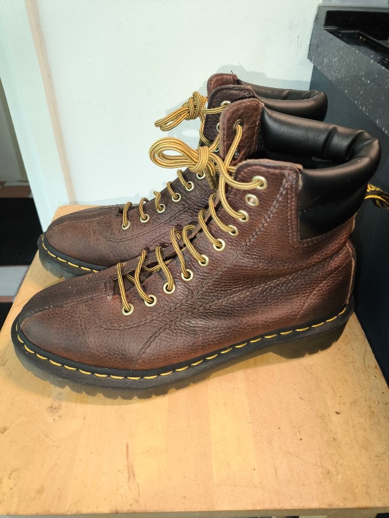 dr Martens SANTO leren boots - maat 39, Kleding | Dames, Schoenen, Bruin, Lage of Enkellaarzen, Ophalen of Verzenden, Dr. Martens