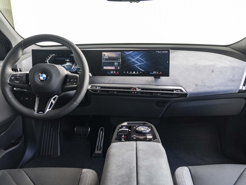BMW iX xDrive45 M Sport Pro | Innovation Pack | Harman Kardo, Auto's, BMW, Automaat, Stof, IX, 408 pk