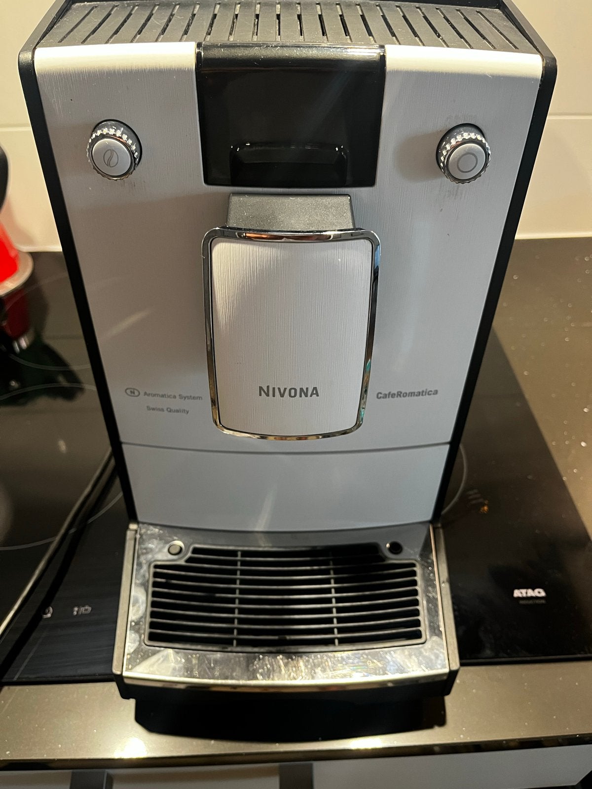 Nivona CafeRomatica Type 573 Koffiemachine, Afneembaar waterreservoir, Gebruikt, 10 kopjes of meer, Koffiemachine