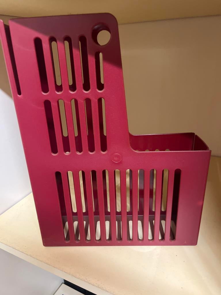 Rood tijdschriftenrek/opberger, Ophalen, Gebruikt, Rood, Kunststof