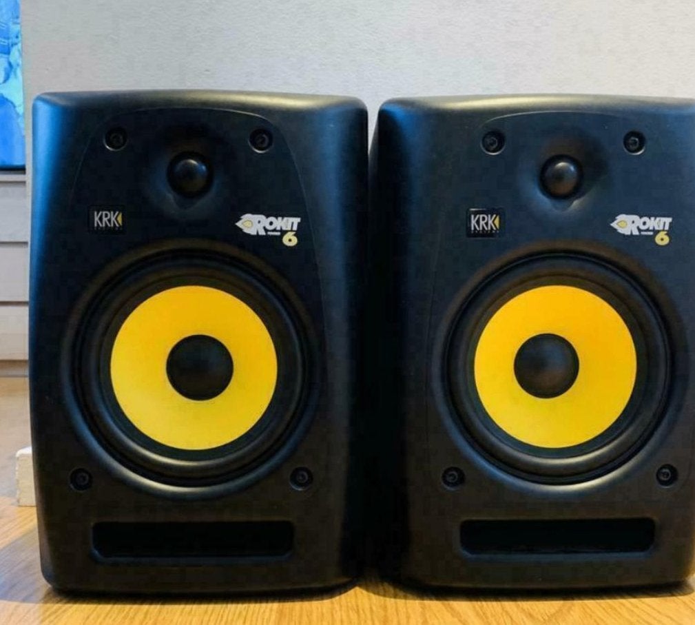 2x KRK 6 actieve monitoren speakers actief 4 5 6 7 8 9 TOP, 150 watt of meer, Inclusief kabels, Ophalen of Verzenden, Zo goed als nieuw