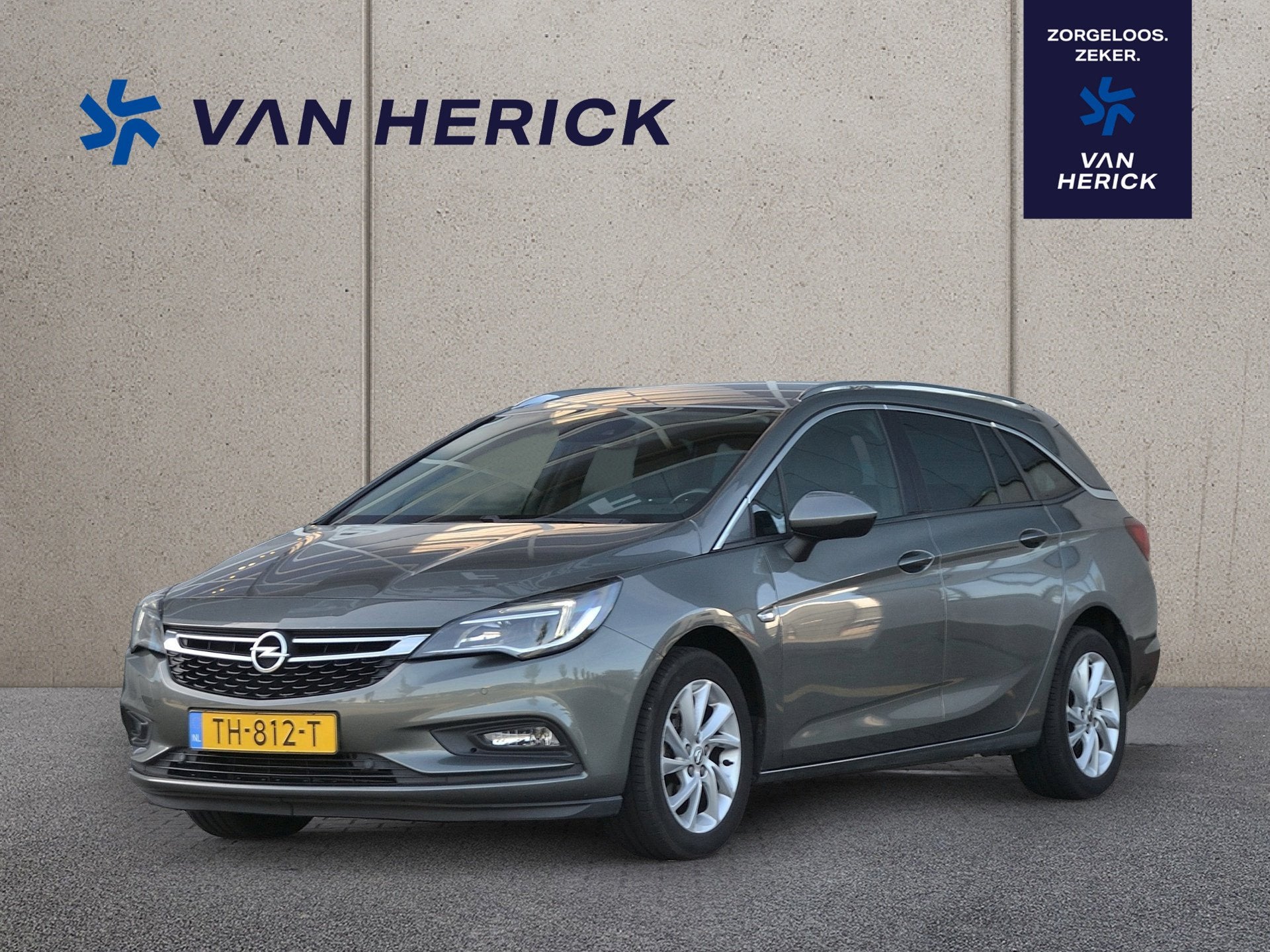 Opel Astra Sports Tourer 1.0 Business Executive | Navigatie, Auto's, Voorwielaandrijving, Gebruikt, 1178 kg, Origineel Nederlands
