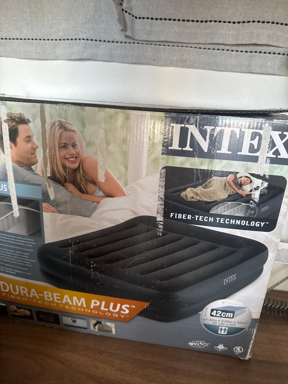 Intex Dura-Beam Plus Luchtbed met automatische inflatie, Ophalen, Gebruikt, Zwart, Tweepersoons