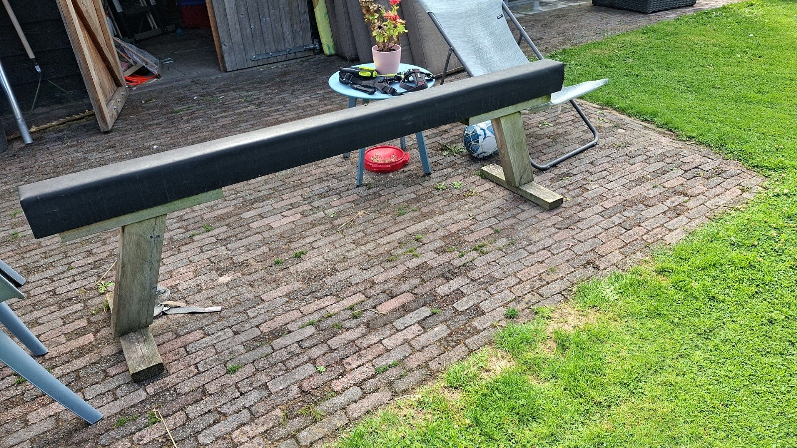 balk vandaag ophalen anders gaat hij naar de stort, Ophalen, Gebruikt, Materiaal