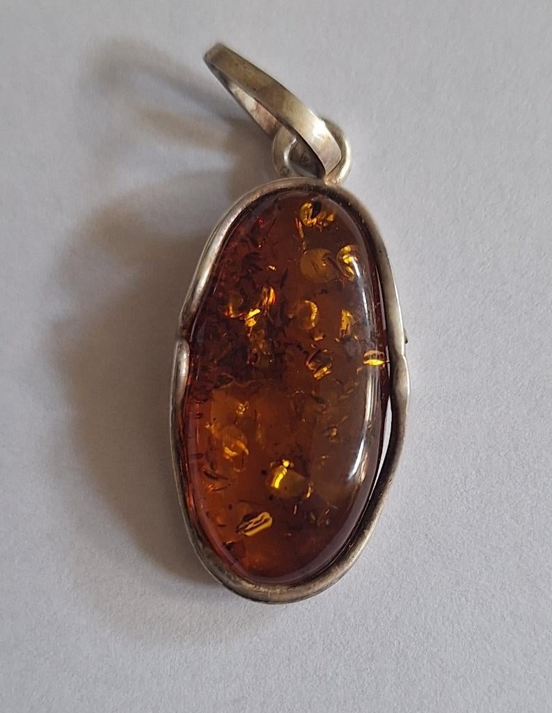 Zilveren hanger met Amber steen, Overige voorstellingen, Ophalen of Verzenden, Zo goed als nieuw, Zilver