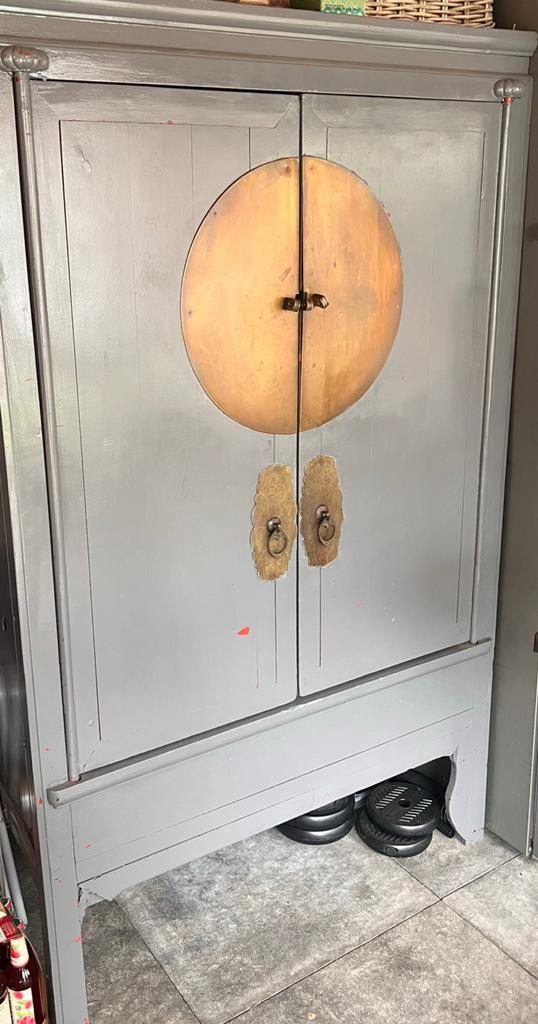 Chinese Bruidskast - Grijs met Messing Beslag, Huis en Inrichting, Kasten | Kledingkasten, Ophalen