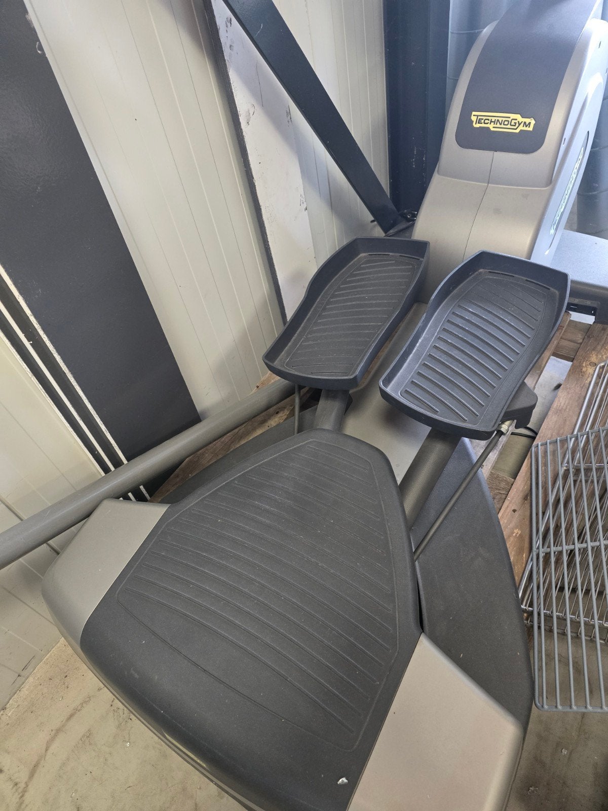 Technogym Stepapparaat - Professionele Stepper, Ophalen, Gebruikt, Stepapparaat, Metaal