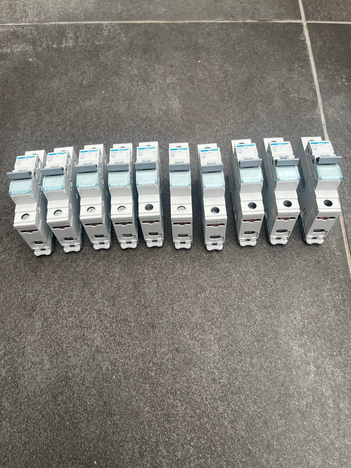 Hager zekeringautomaat 1 polig, Doe-het-zelf en Verbouw, Ophalen of Verzenden, Zo goed als nieuw, Hager, Installatieautomaat