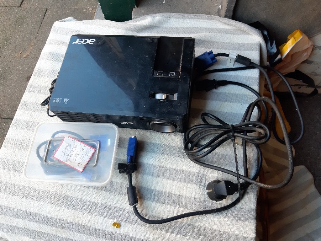 Acer X 110 DLP projector, beamer, compleet incl. alle kabel, Audio, Tv en Foto, Beamers, Ophalen, Acer X 110 DLP projector, beamer,