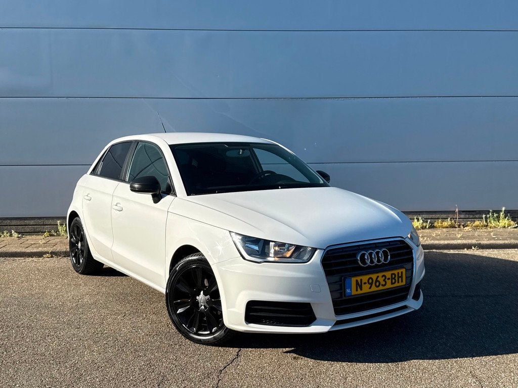 Audi A1 Sportback 1.6 TDI Sport 5D (bj 2016) EURO6|AUTOMAAT|, Auto's, Audi, Stof, Euro 6, 4 cilinders, 4 stoelen