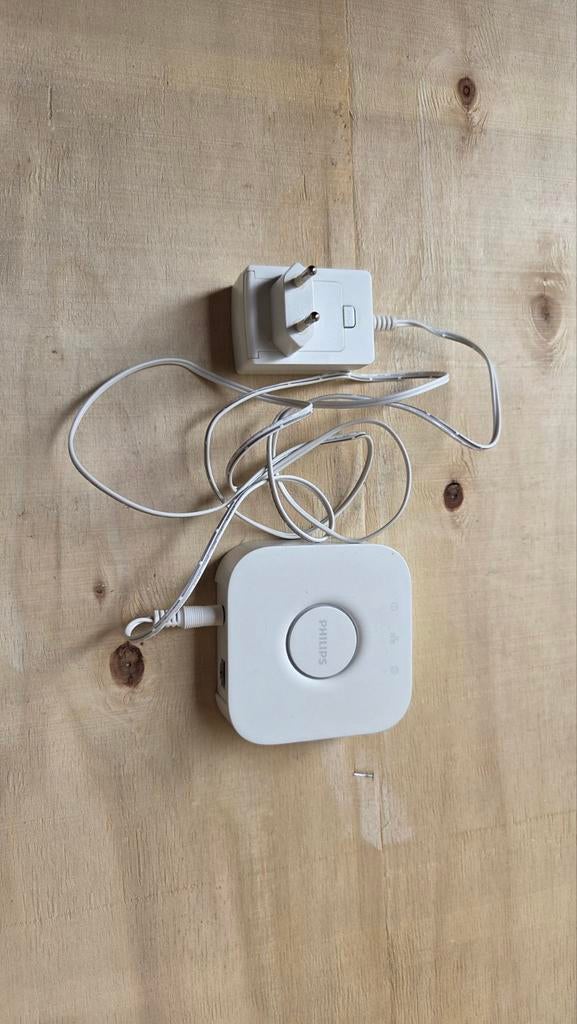 Philips Hue Bridge V2.1 met adapter, Ophalen of Verzenden, Gebruikt