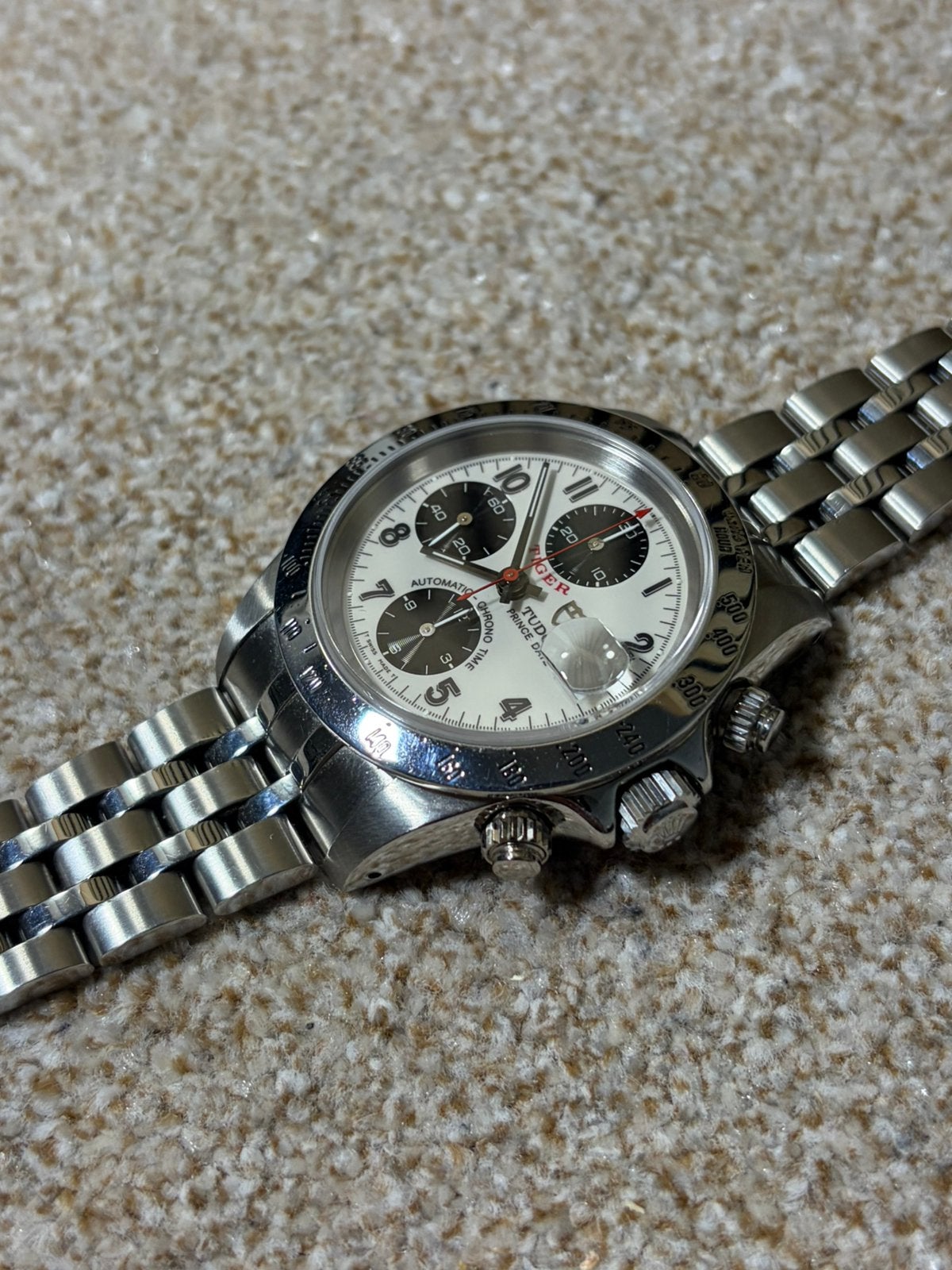 Tudor Prince Date Chronograph 79260 – Extra zwarte bezel, Ophalen of Verzenden, Zo goed als nieuw, Staal, Overige merken