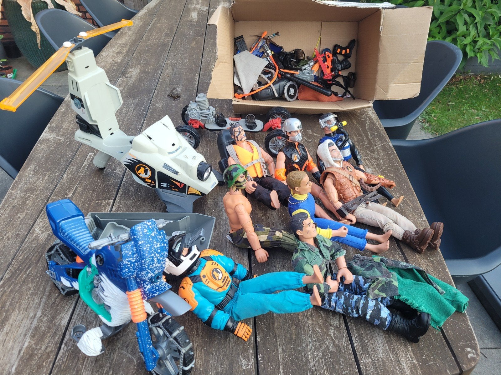 Grote partij Action Man figuren, voertuigen en accessoires, Kinderen en Baby's, Speelgoed | Actiefiguren, Verzenden, Gebruikt