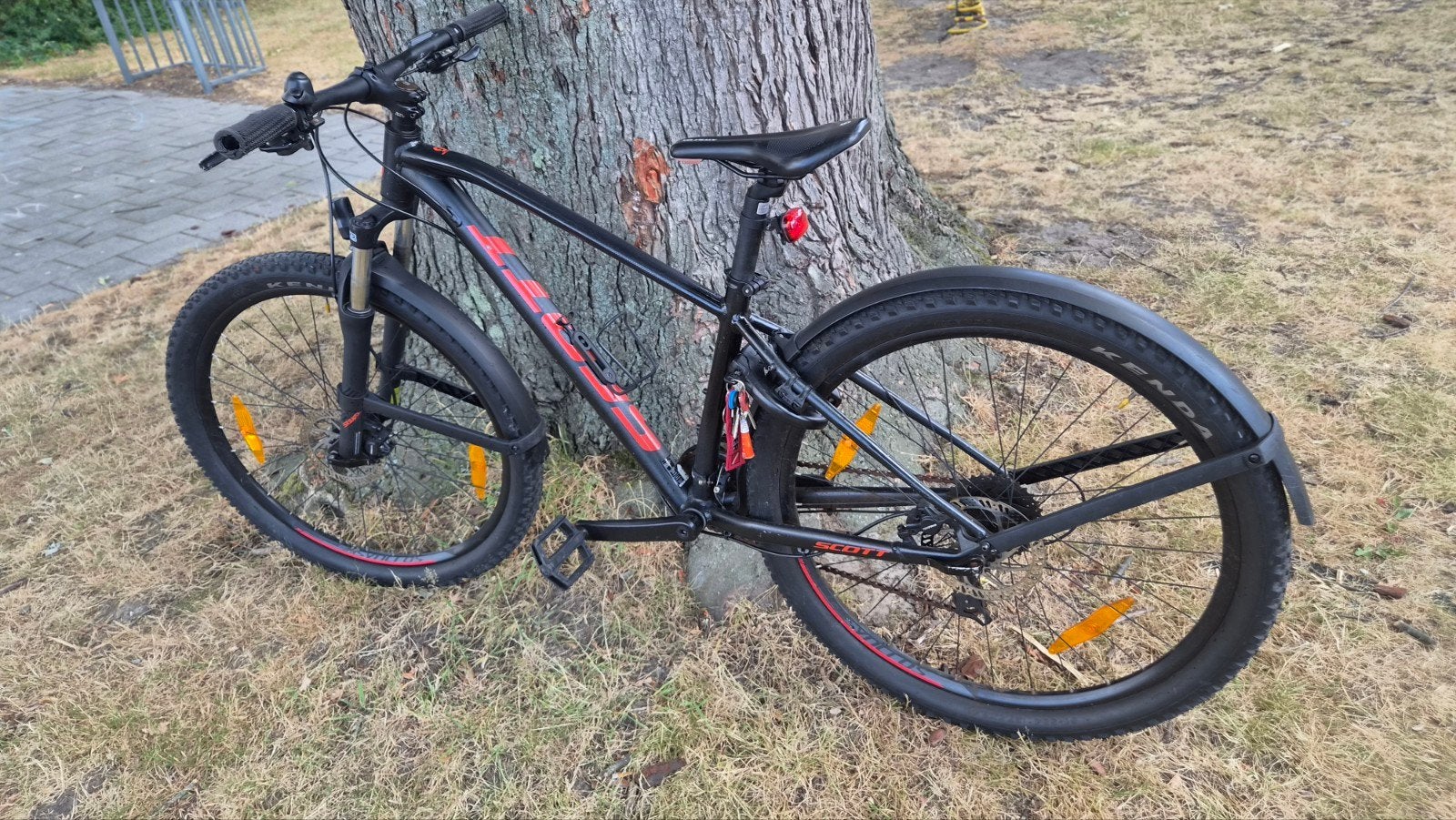 Scott schitterende kinder mountainbike (9-11 jaar), 20 inch of meer, Gebruikt, Ophalen of Verzenden, Schijfrem