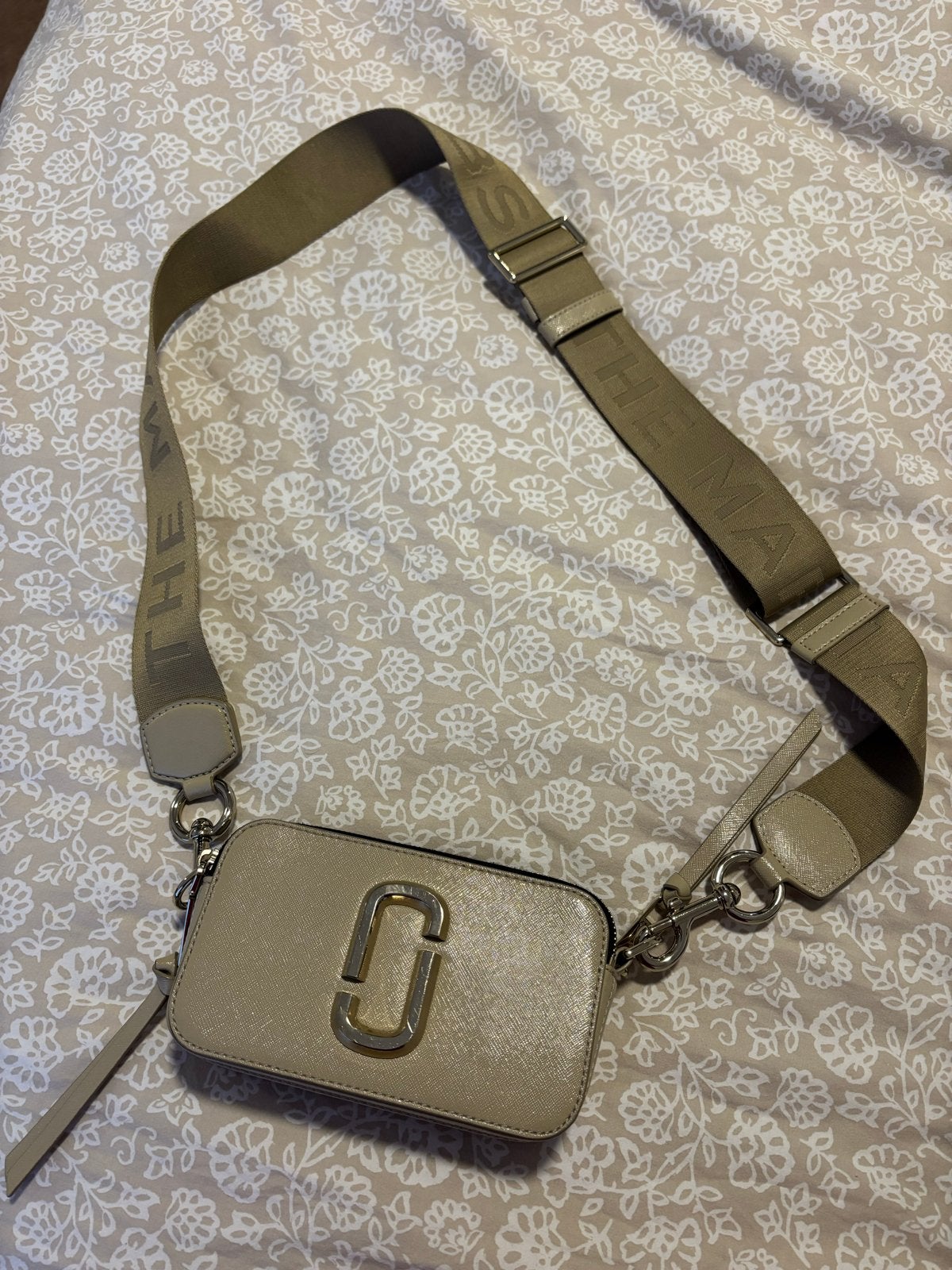 Marc Jacobs The Snapshot schoudertasje beige, Ophalen of Verzenden, Zo goed als nieuw, Beige, Schoudertasje