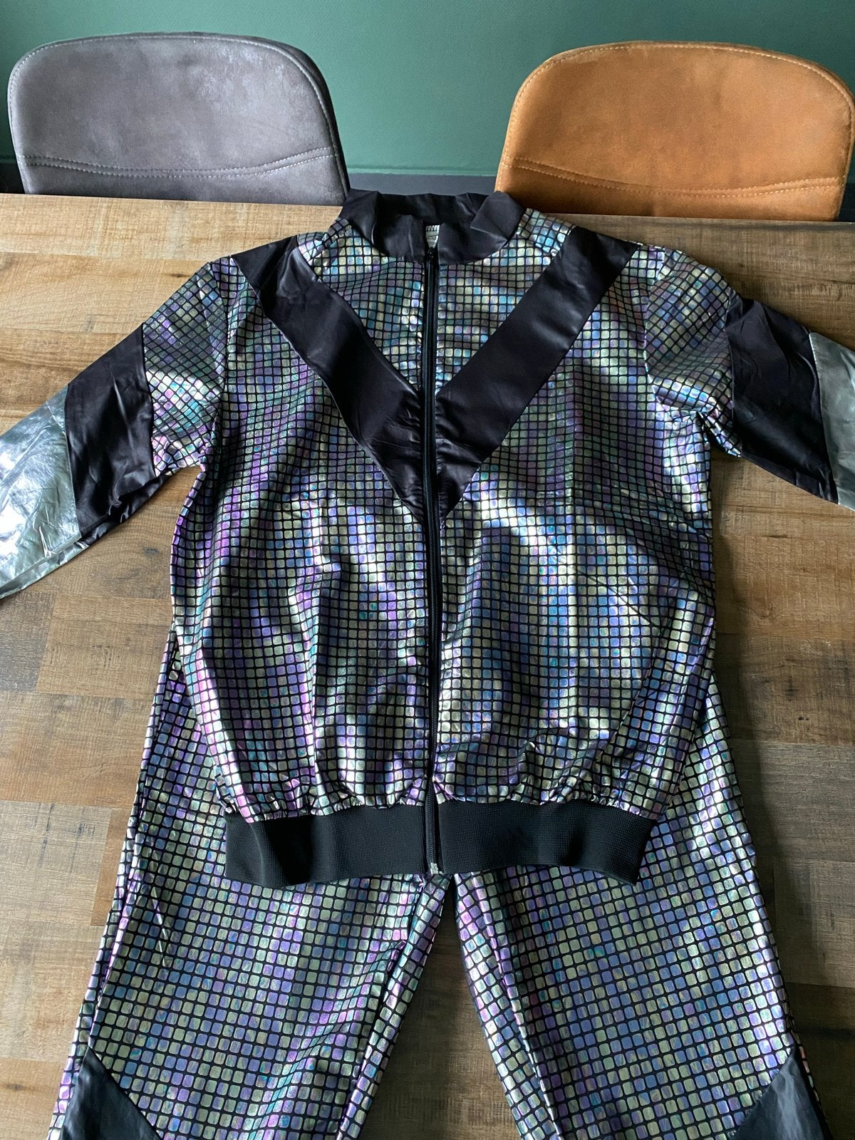 Disco trainingspak zwart/zilver - Maat L - Zo goed als nieuw, Kleding | Heren, Maat 52/54 (L), Carnaval, Ophalen of Verzenden