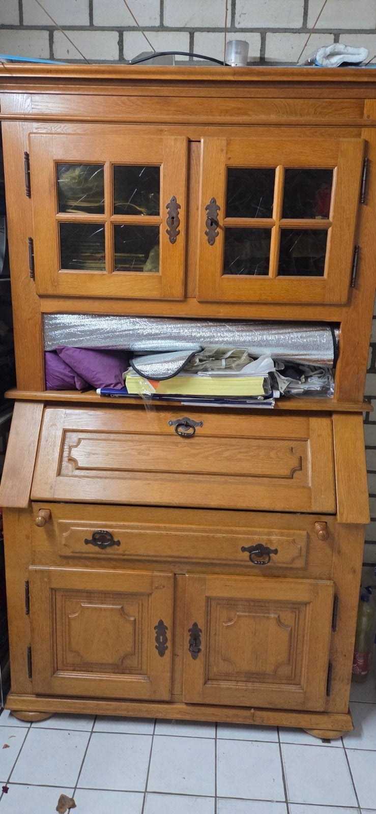 Eikenhouten secretaire met vitrinekast, Ophalen