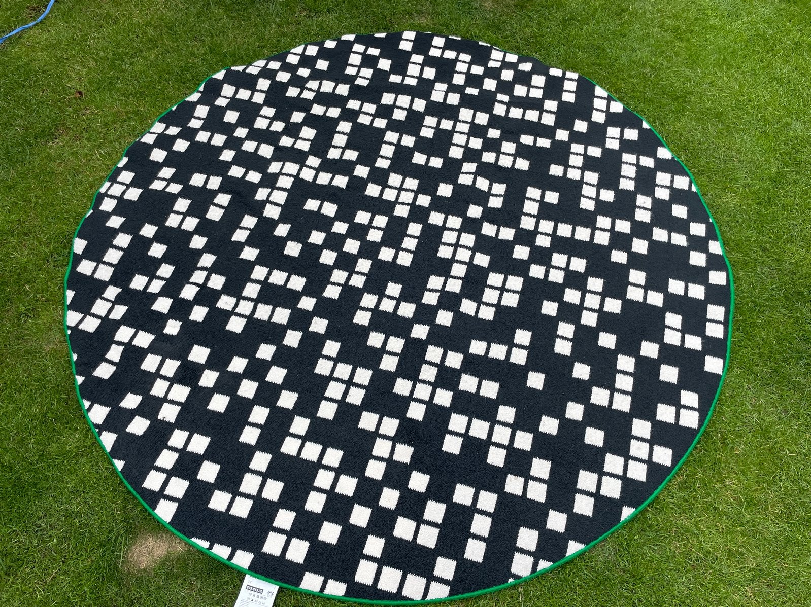 IKEA rond vloerkleed zwart-wit met groen accent, Ophalen, Gebruikt, 150 tot 200 cm, Rond