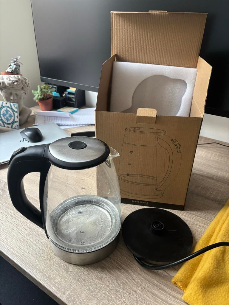 Glazen Waterkoker 1.7L, 1 tot 2 liter, Ophalen of Verzenden, Zo goed als nieuw, Draadloos