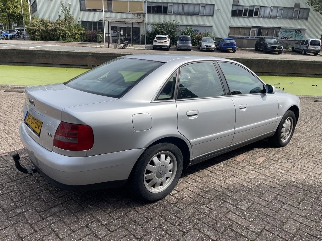 Audi A4 Limousine 1.8 5V Advance Inruilauto Meeneemprijs, foto 7