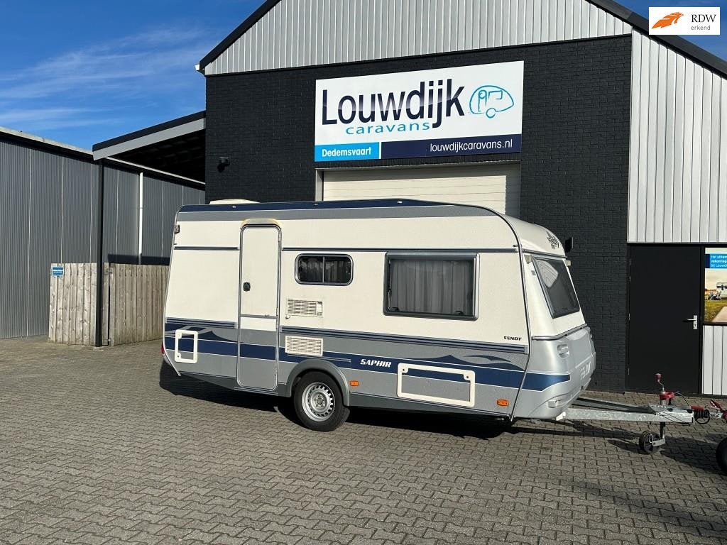 FENDT Saphir 420 Q ’01 (Treinzit, 4 Pers.), Vast bed, Bedrijf, 750 - 1000 kg, Info@louwdijkcaravans.nl