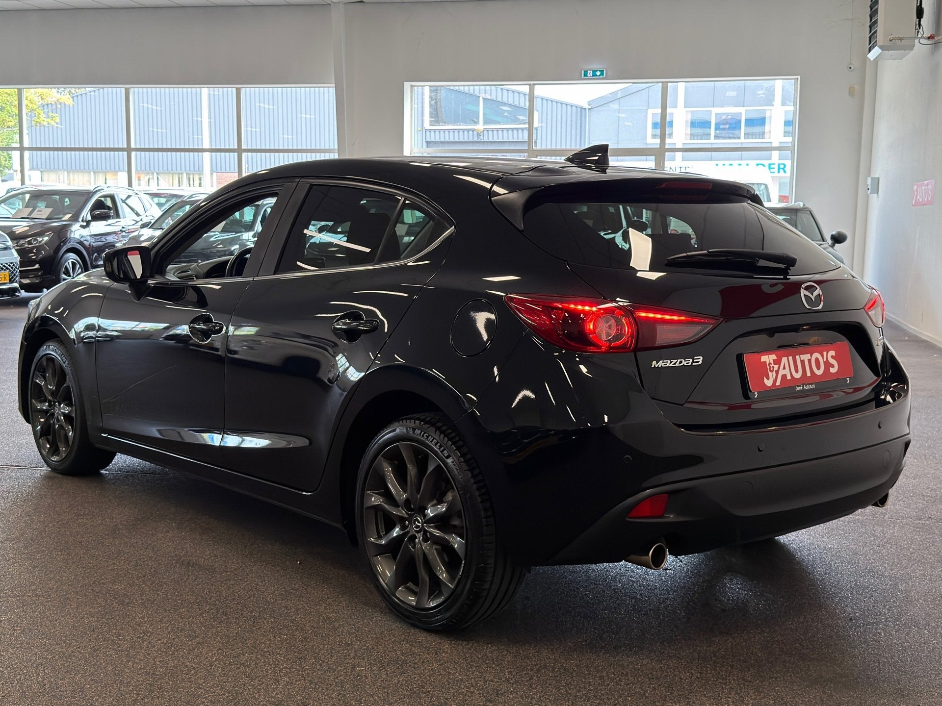 Mazda 3 2.0 SkyActiv-G| NAVIGATIE/CAMERA| CRUISE | ECC AIRCO, Auto's, Voorwielaandrijving, 1998 cc, Gebruikt, 4 cilinders