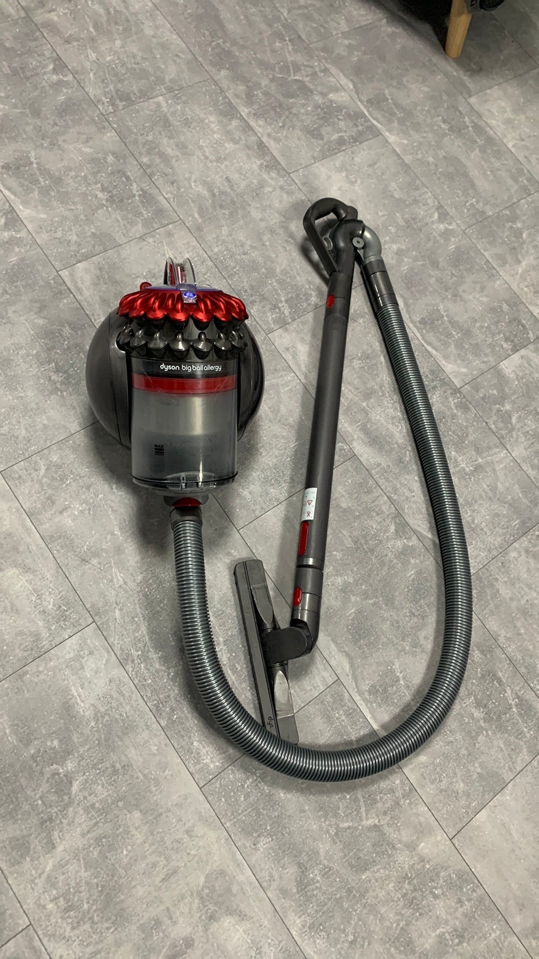 Dyson big ball allergy 2       2,5 jaar garantie, Ophalen, Gebruikt, Dyson, Sledestofzuiger