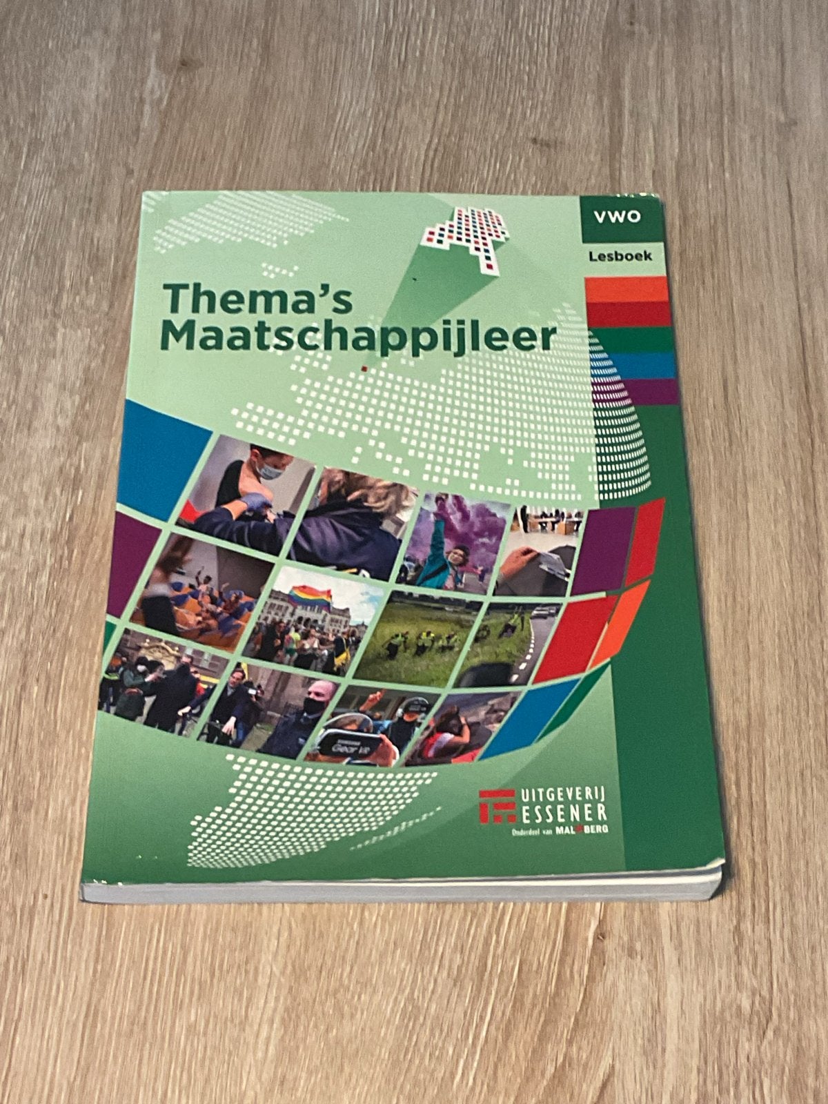Thema's Maatschappijleer VWO Lesboek, Ophalen of Verzenden, Zo goed als nieuw, VWO, Maatschappijleer