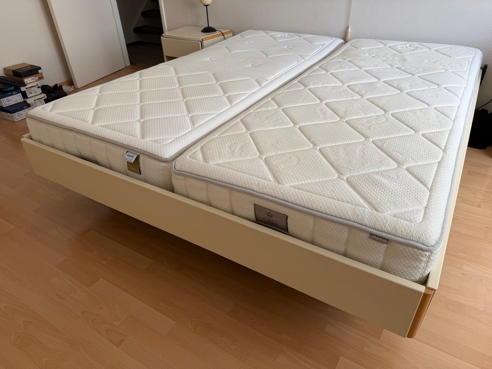 Auping Vivo bed met Avek verstelbare lattenbodems, Huis en Inrichting, Ophalen, 210 cm, Tweepersoons, 180 cm